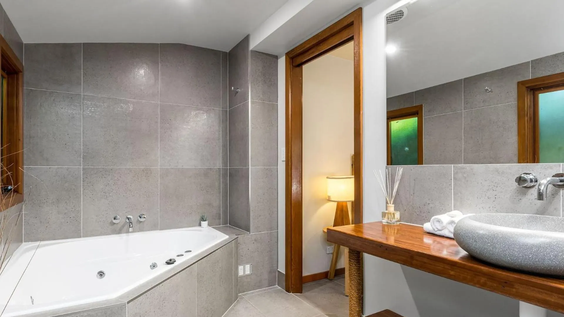 Cape Byron Retreat Estate Villa Byron Bay Australia